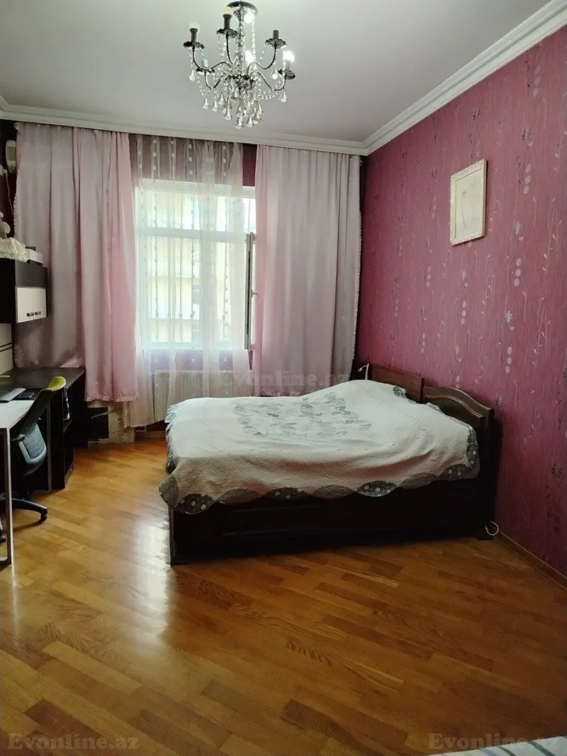 Satılır 4 otaqlı Mənzil Yeni tikili 130 m² 8-ci mikrorayon - şəkil 13