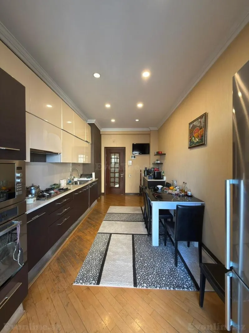 Satılır 4 otaqlı Mənzil Yeni tikili 220 m² Gənclik m. - şəkil 19