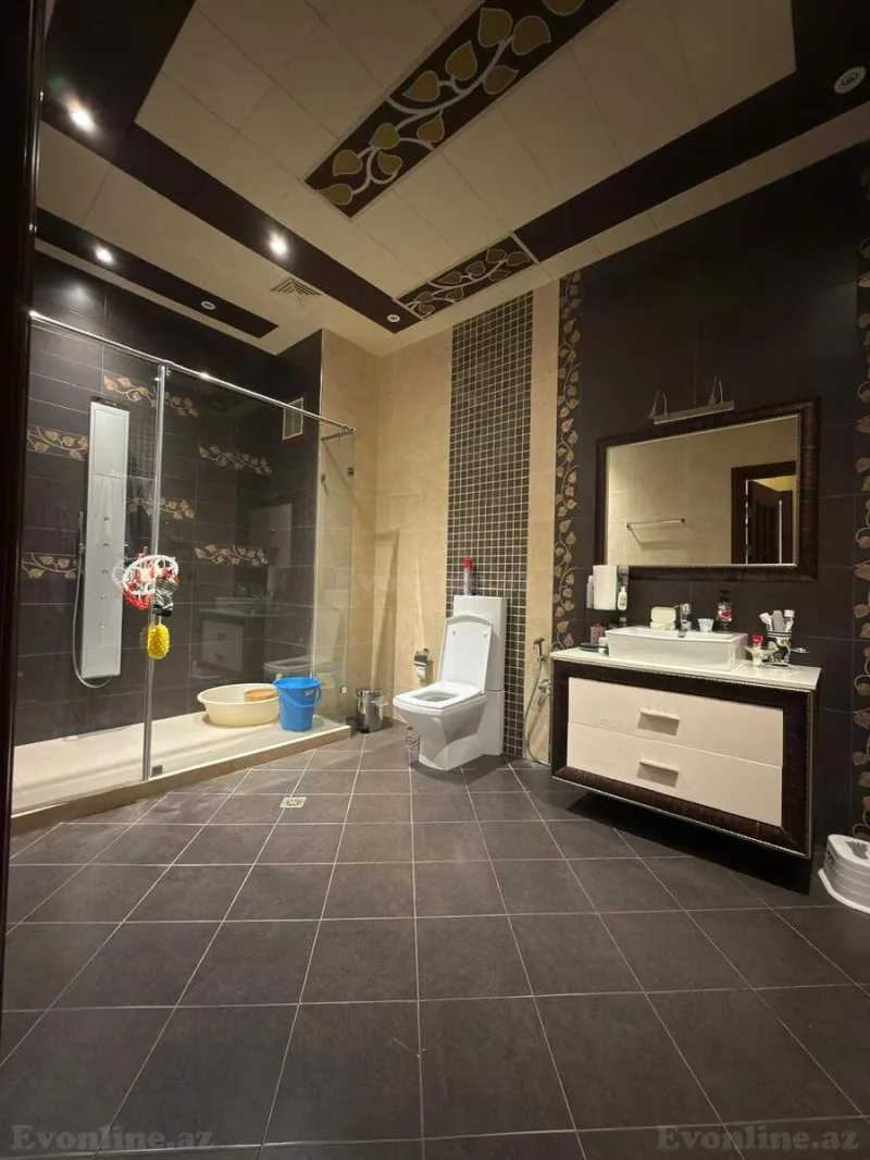 Satılır 4 otaqlı Mənzil Yeni tikili 220 m² Gənclik m. - şəkil 21