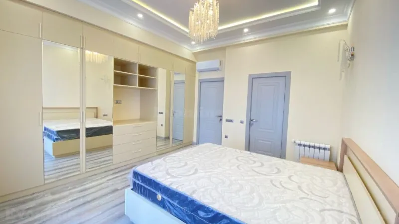 Satılır 4 otaqlı Mənzil Yeni tikili 121 m² Xətai r. - şəkil 11