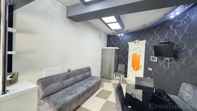 Satılır 4 otaqlı Mənzil Yeni tikili 217 m² 28 May m. - şəkil 16