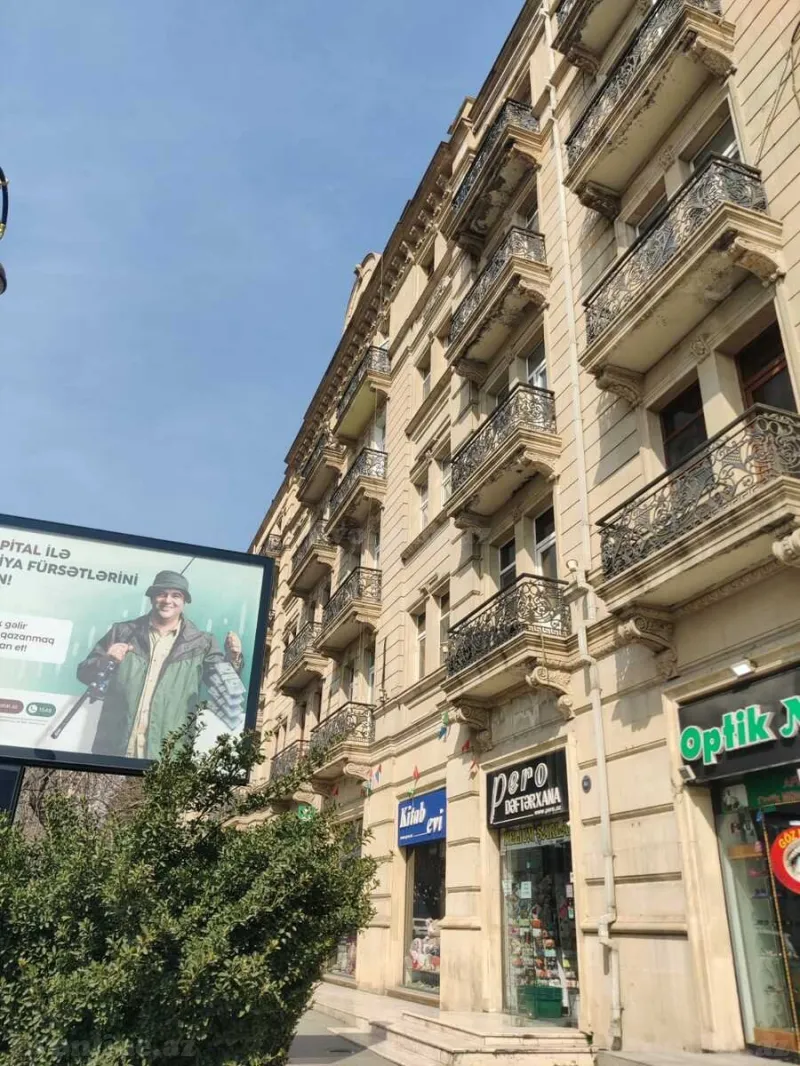 Satılır 2 otaqlı Mənzil Köhnə tikili 70 m² Nizami m. - şəkil 5