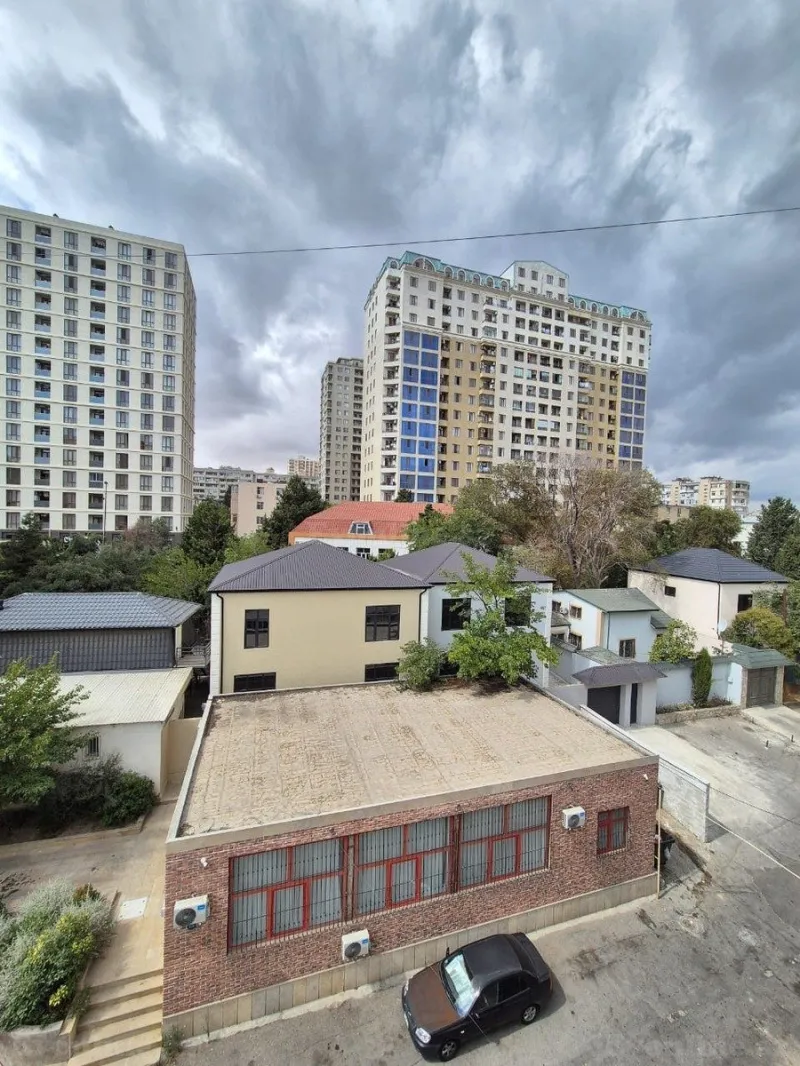 Satılır 2 otaqlı Mənzil Köhnə tikili 40 m² Yasamal