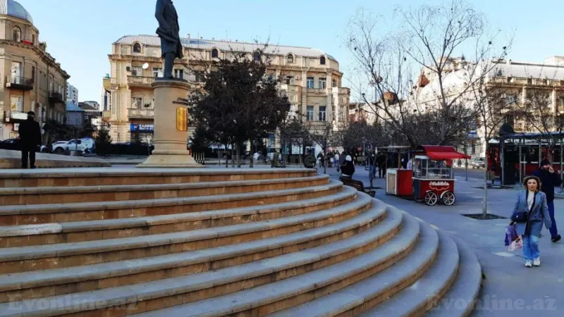 Satılır 3 otaqlı Mənzil Köhnə tikili 71.7 m² Nizami m. - şəkil 4