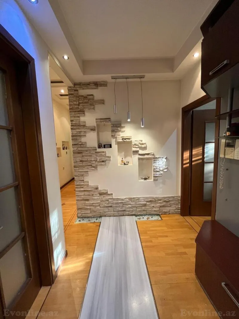 Satılır 4 otaqlı Mənzil Köhnə tikili 120 m² Sahil m. - şəkil 8