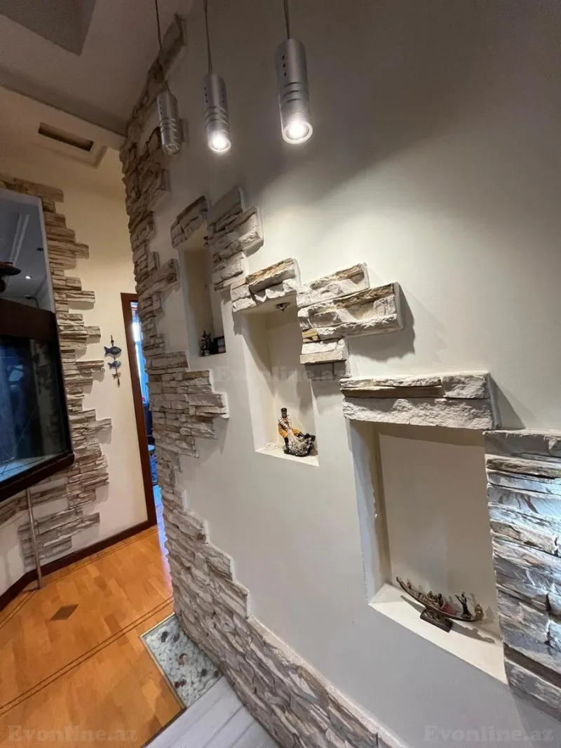 Satılır 4 otaqlı Mənzil Köhnə tikili 120 m² Sahil m. - şəkil 17