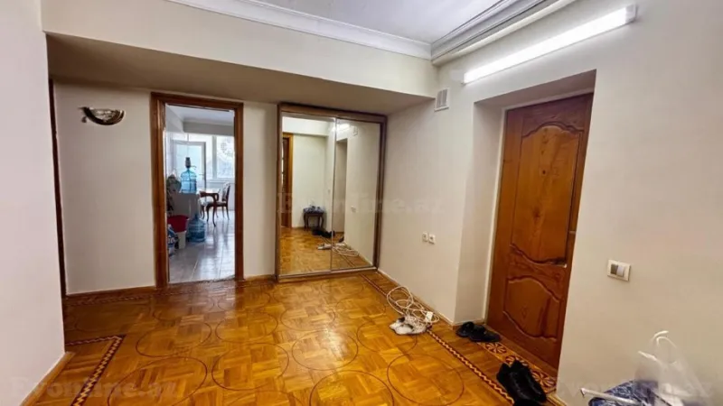 Satılır 3 otaqlı Mənzil Köhnə tikili 117.7 m² 28 May m. - şəkil 5