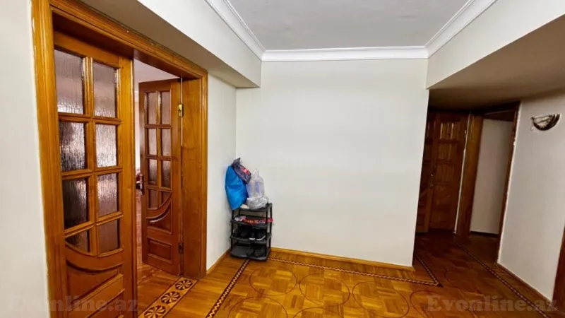 Satılır 3 otaqlı Mənzil Köhnə tikili 117.7 m² 28 May m. - şəkil 8