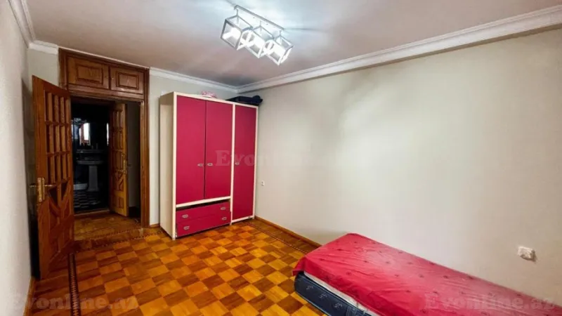 Satılır 3 otaqlı Mənzil Köhnə tikili 117.7 m² 28 May m. - şəkil 17