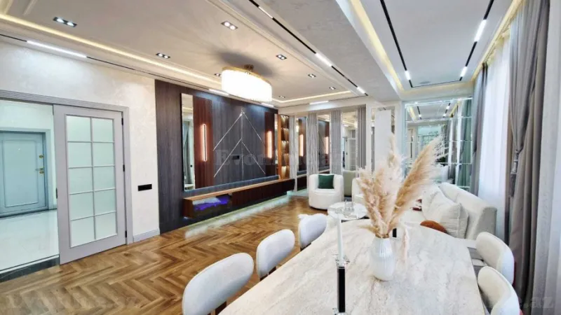 Satılır 4 otaqlı Mənzil Yeni tikili 186 m² Qara Qarayev m. - şəkil 4