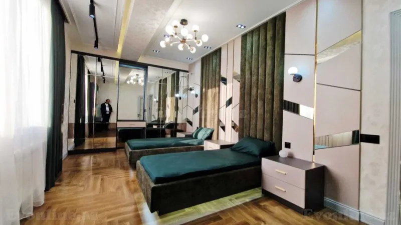 Satılır 4 otaqlı Mənzil Yeni tikili 186 m² Qara Qarayev m. - şəkil 13