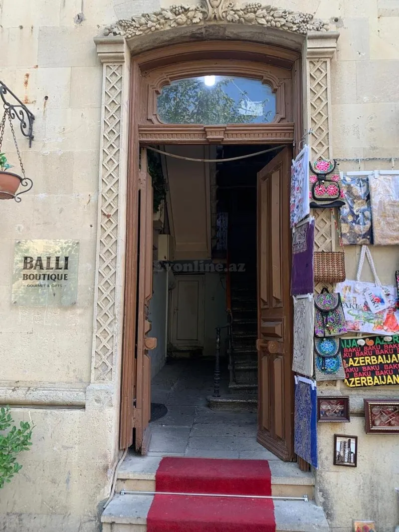 Kirayə verilir 2 otaqlı Mənzil Köhnə tikili 55 m² İçərişəhər m. - şəkil 18