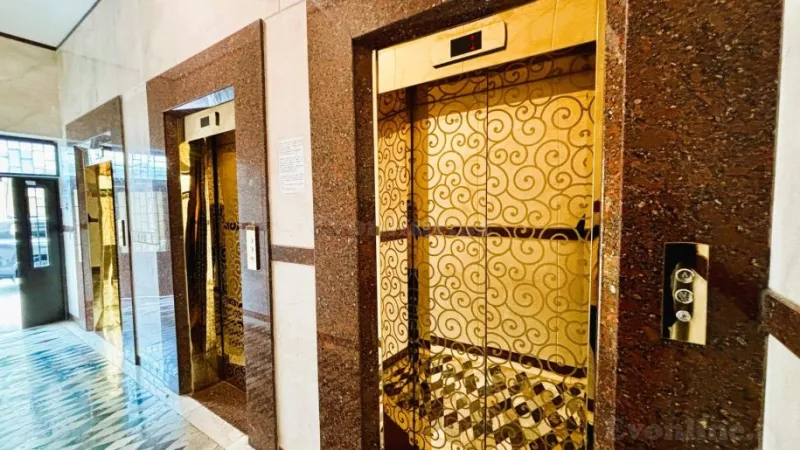 Satılır 4 otaqlı Mənzil Yeni tikili 187.7 m² 28 May m. - şəkil 3