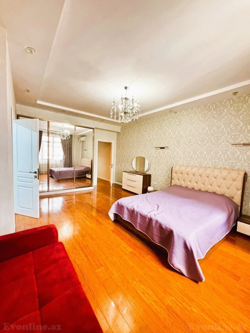 Satılır 4 otaqlı Mənzil Yeni tikili 187.7 m² 28 May m. - şəkil 15