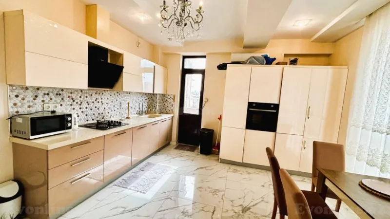 Satılır 4 otaqlı Mənzil Yeni tikili 187.7 m² 28 May m. - şəkil 16