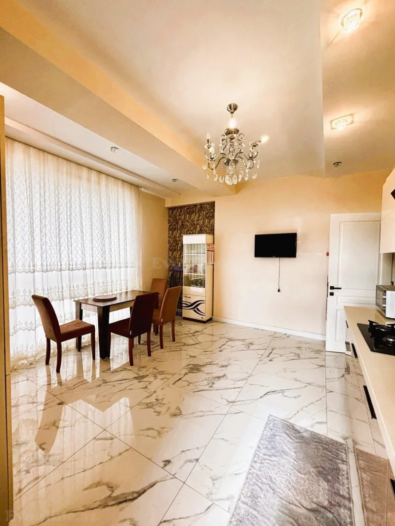 Satılır 4 otaqlı Mənzil Yeni tikili 187.7 m² 28 May m. - şəkil 18