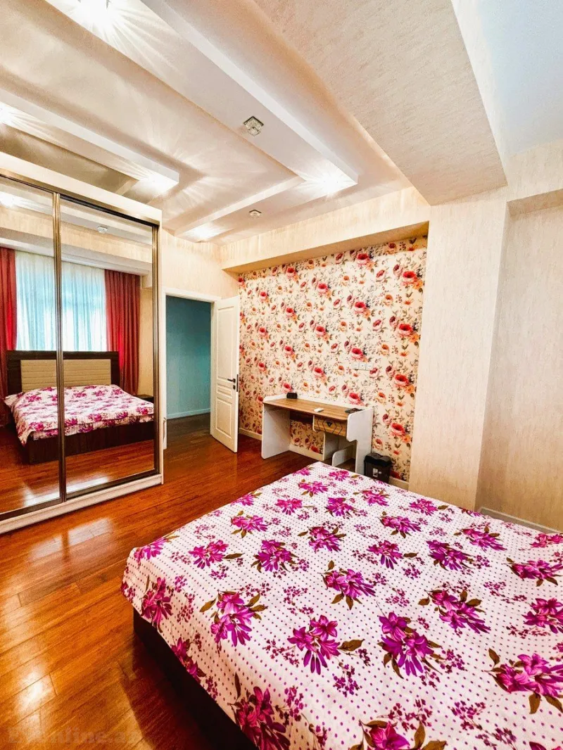 Satılır 4 otaqlı Mənzil Yeni tikili 187.7 m² 28 May m. - şəkil 23