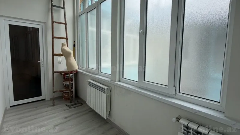 Kirayə verilir Obyekt 15 m² İçərişəhər m.