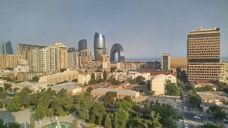 Satılır 4 otaqlı Mənzil Yeni tikili 172 m² 28 May m.