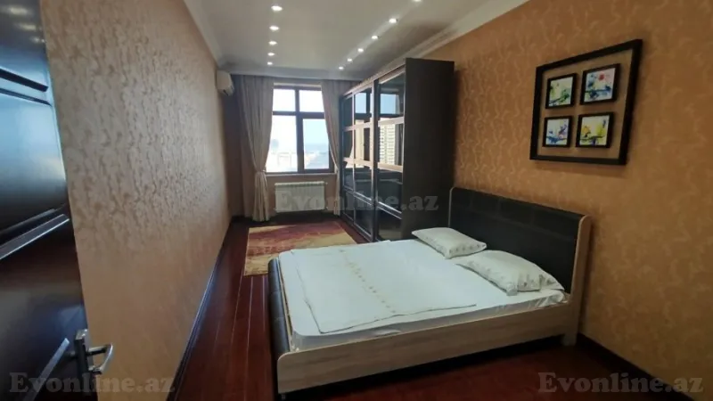 Satılır 4 otaqlı Mənzil Yeni tikili 172 m² 28 May m. - şəkil 6