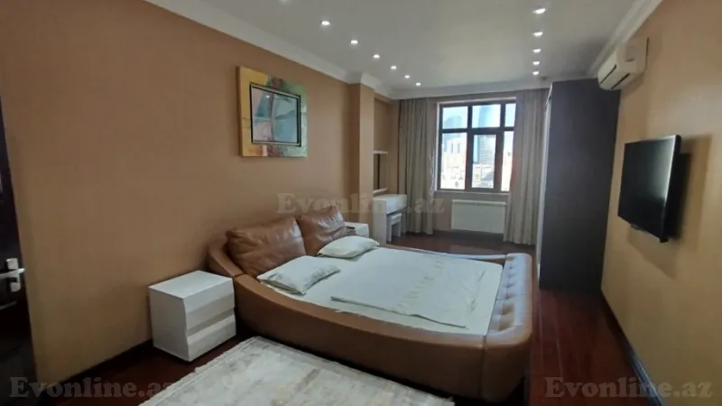 Satılır 4 otaqlı Mənzil Yeni tikili 172 m² 28 May m. - şəkil 7