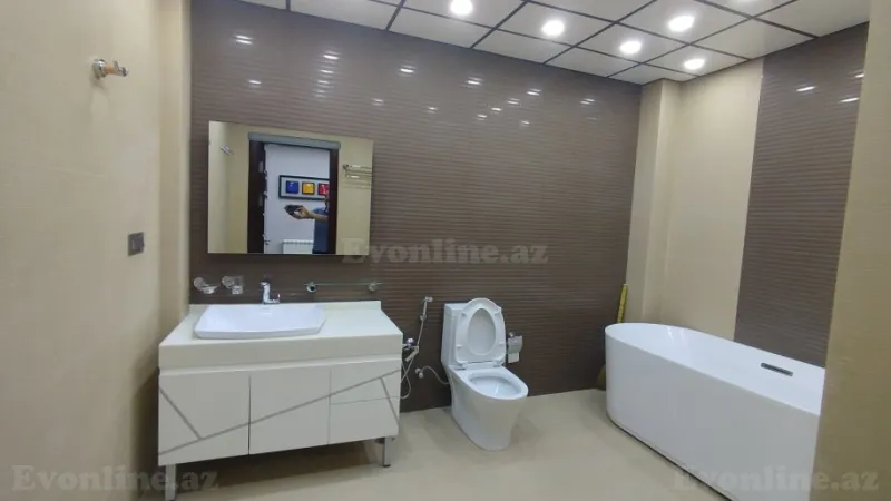 Satılır 4 otaqlı Mənzil Yeni tikili 172 m² 28 May m. - şəkil 13