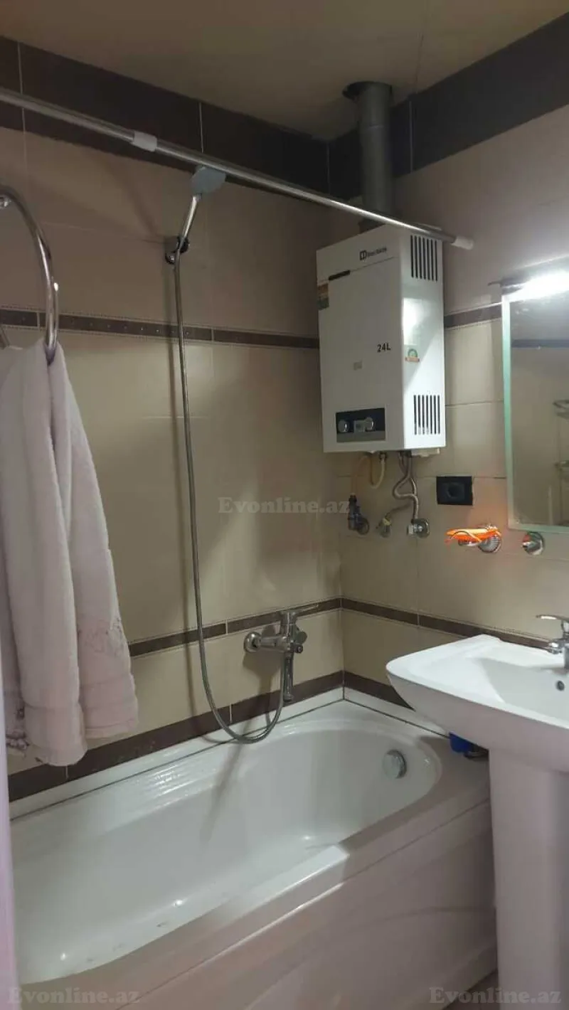 Kirayə verilir 2 otaqlı Mənzil Köhnə tikili 55 m² Neftçilər m. - şəkil 20