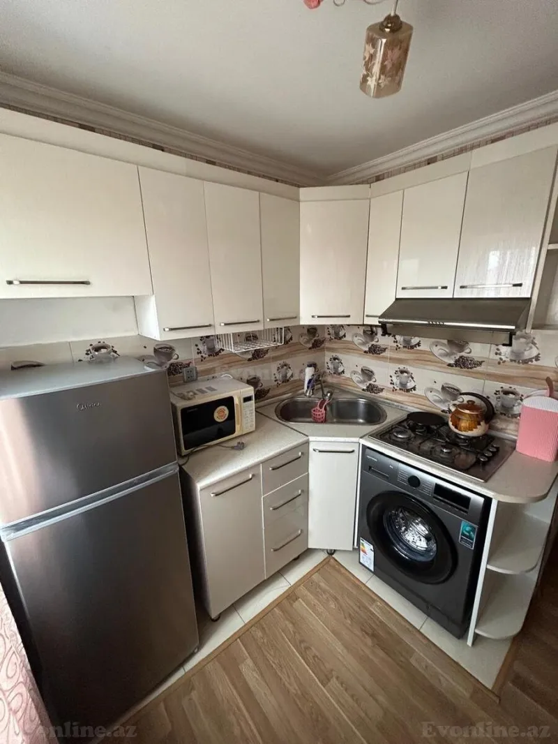 Satılır 3 otaqlı Mənzil Köhnə tikili 70 m² Sumqayıt - şəkil 6