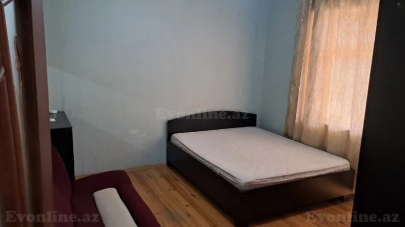 Kirayə verilir 1 otaqlı Mənzil Köhnə tikili 32 m² Əmircan