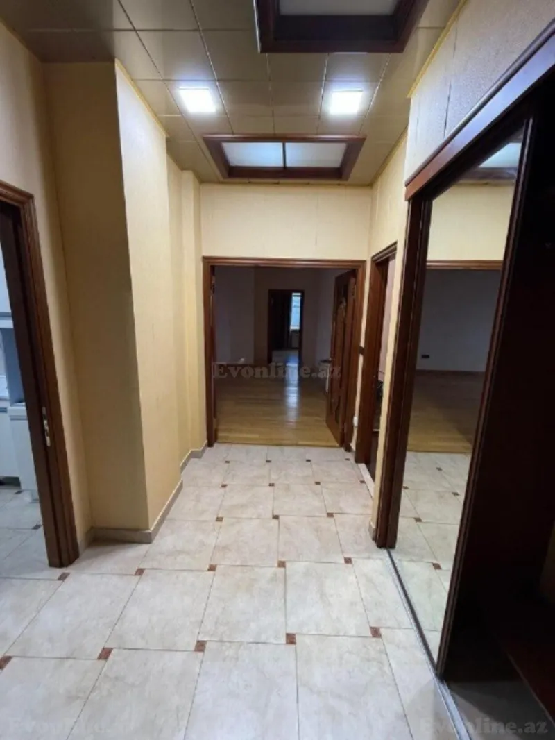 Satılır 3 otaqlı Mənzil Yeni tikili 147 m² Sahil m. - şəkil 6