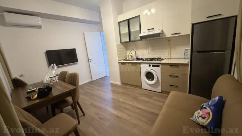 Kirayə verilir 3 otaqlı Mənzil Yeni tikili 120 m² Yasamal