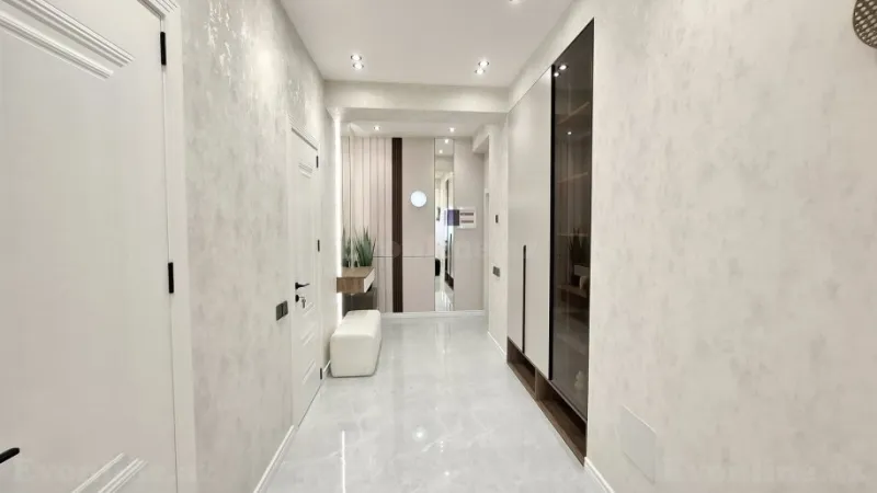 Satılır 3 otaqlı Mənzil Yeni tikili 120 m² Gənclik m. - şəkil 16