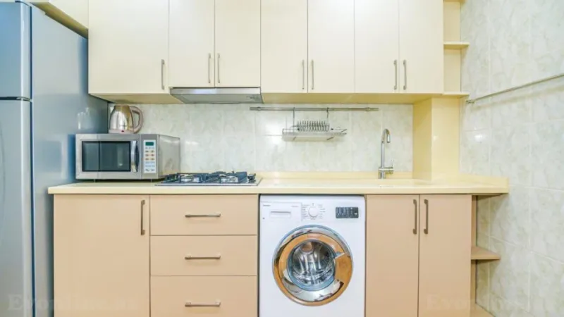 Kirayə verilir 3 otaqlı Mənzil Köhnə tikili 100 m² 28 May m. - şəkil 6