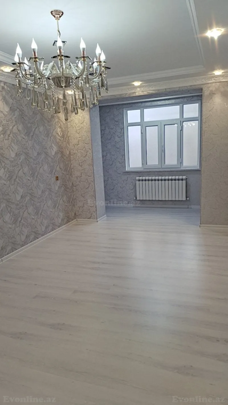 Satılır 5 otaqlı Mənzil Köhnə tikili 111 m² Gəncə - şəkil 3