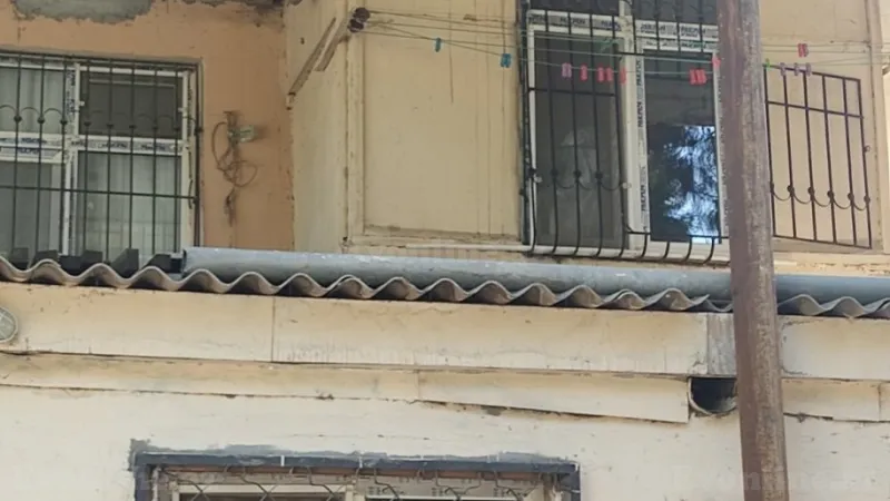 Satılır 2 otaqlı Mənzil Köhnə tikili 33 m² Yasamal - şəkil 2