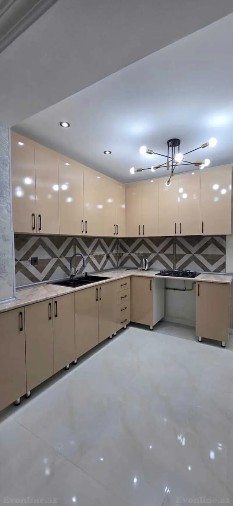 Satılır 3 otaqlı Mənzil Köhnə tikili 77 m² Sumqayıt - şəkil 2