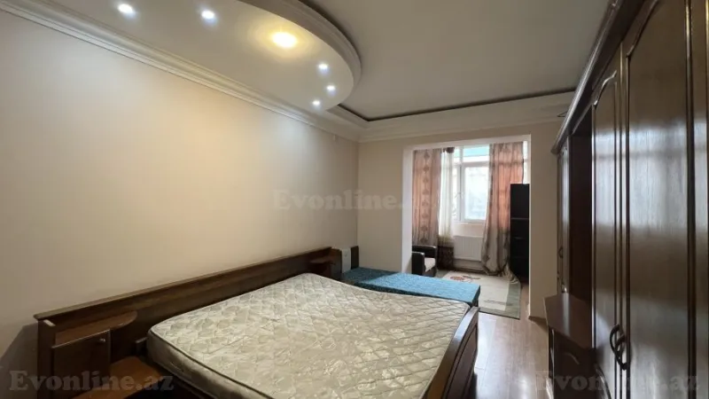 Satılır 3 otaqlı Mənzil Köhnə tikili 67 m² İçərişəhər m. - şəkil 3