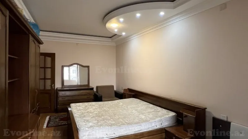 Satılır 3 otaqlı Mənzil Köhnə tikili 67 m² İçərişəhər m. - şəkil 4