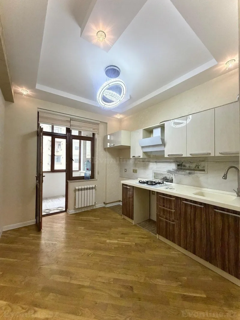 Satılır 3 otaqlı Mənzil Yeni tikili 76 m² Yasamal