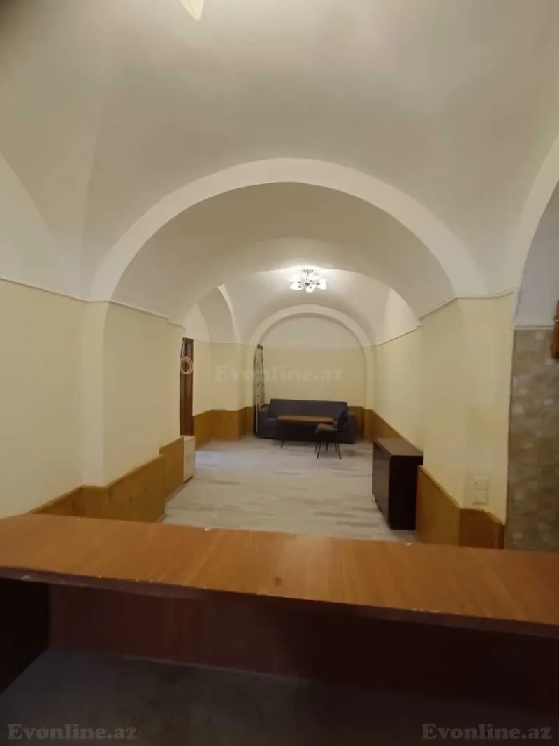 Satılır 3 otaqlı Mənzil Köhnə tikili 65 m² İçərişəhər m. - şəkil 3