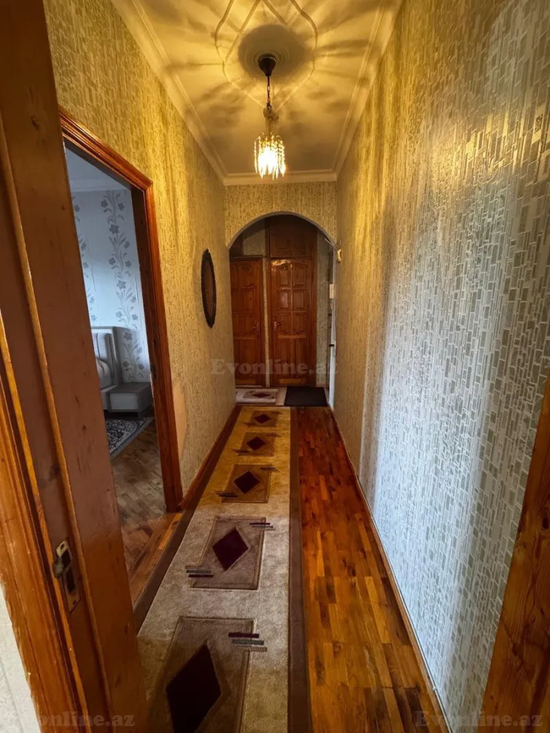 Satılır 2 otaqlı Mənzil Köhnə tikili 70 m² 8-ci mikrorayon - şəkil 6