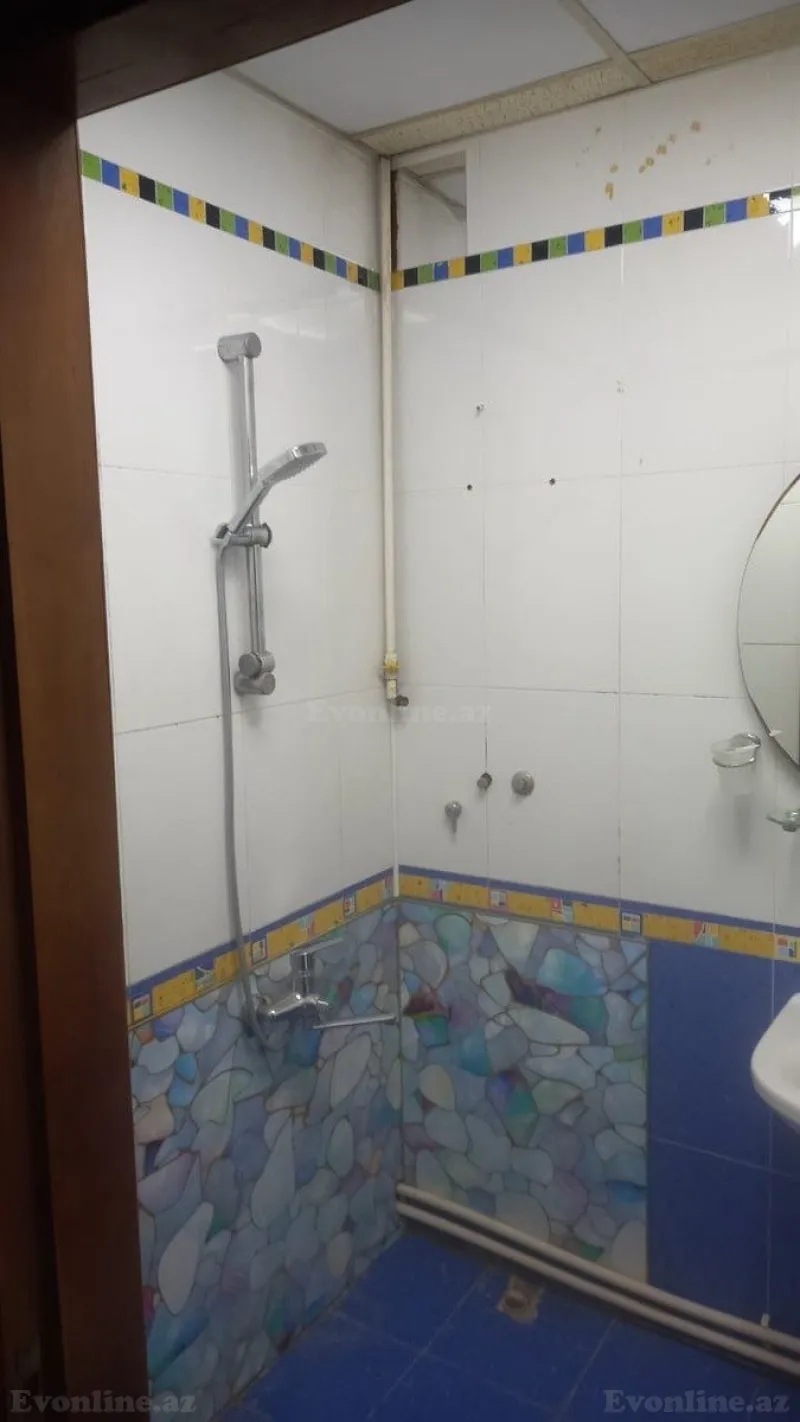 Kirayə verilir 2 otaqlı Mənzil Köhnə tikili 100 m² 28 May m. - şəkil 7