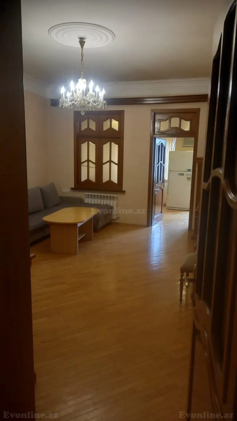 Kirayə verilir 2 otaqlı Mənzil Köhnə tikili 100 m² 28 May m. - şəkil 8