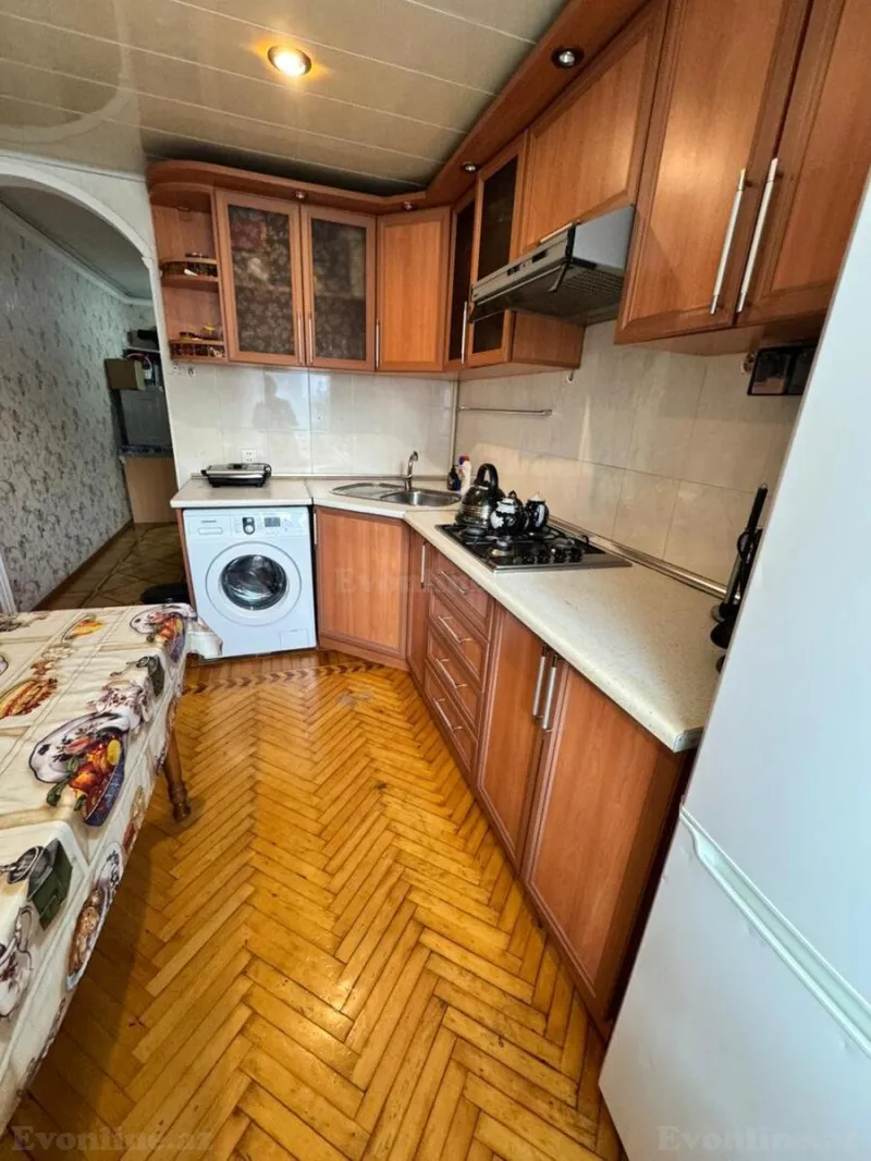 Satılır 2 otaqlı Mənzil Köhnə tikili 61 m² 28 May m. - şəkil 21