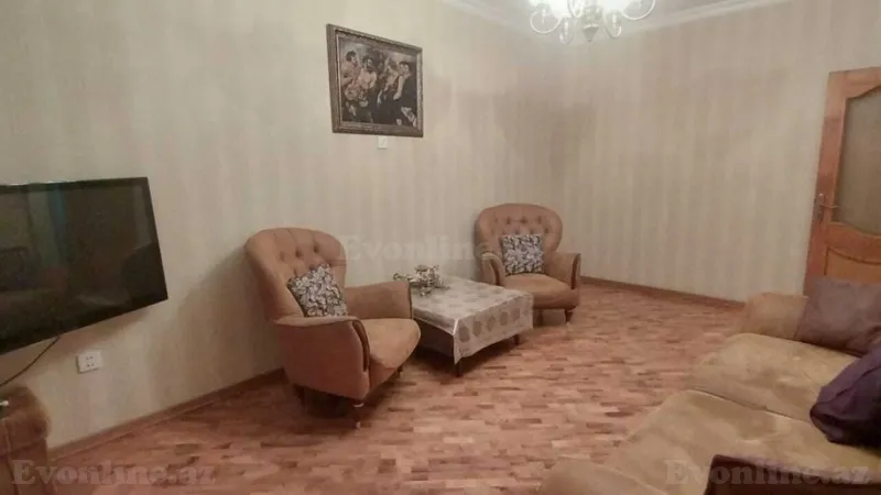 Satılır 4 otaqlı Mənzil Köhnə tikili 100 m² Nəsimi m. - şəkil 9