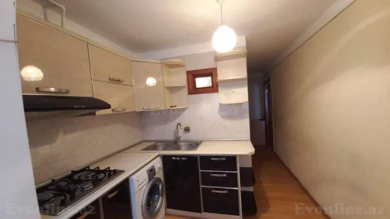 Kirayə verilir 2 otaqlı Mənzil Köhnə tikili 56 m² Yasamal