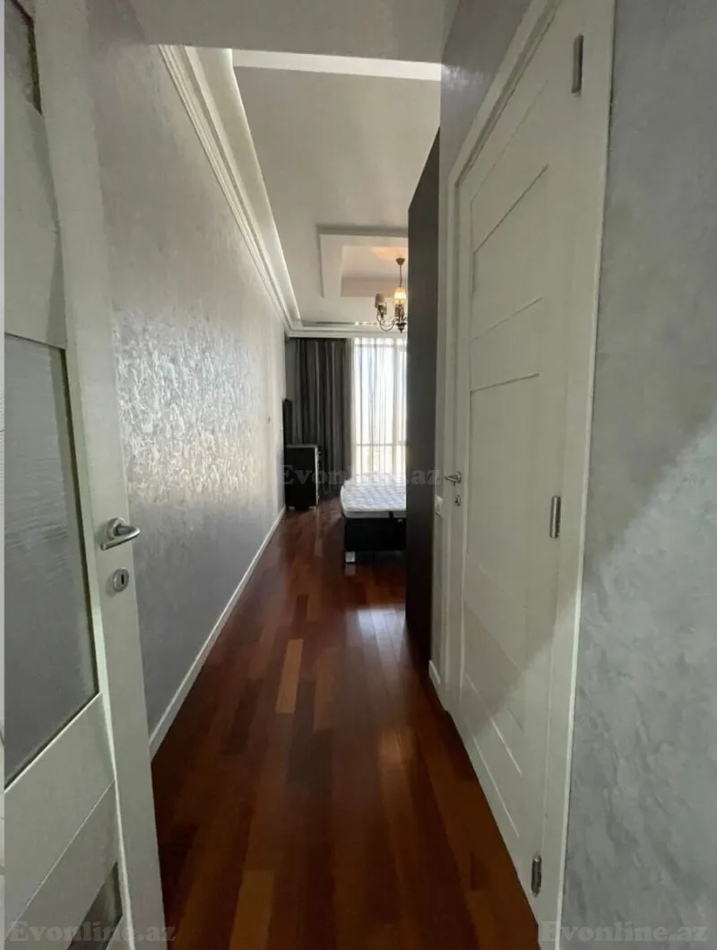 Kirayə verilir 3 otaqlı Mənzil Yeni tikili 110 m² İçərişəhər m. - şəkil 13