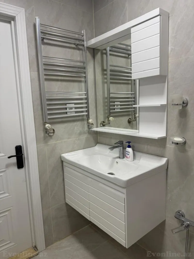 Kirayə verilir 3 otaqlı Mənzil Yeni tikili 75 m² Yeni Yasamal - şəkil 6