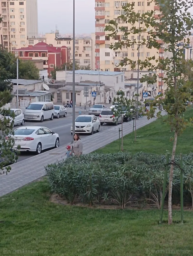 Satılır 2 otaqlı Mənzil Yeni tikili 82 m² Elmlər Akademiyası m. - şəkil 14