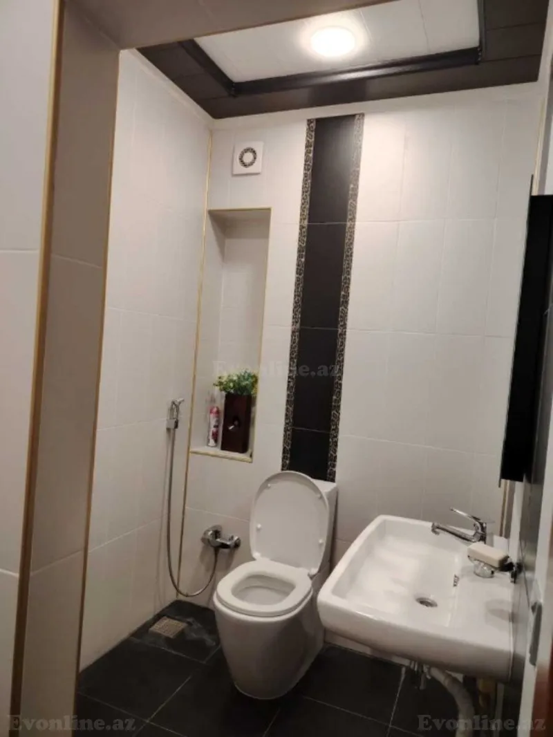 Satılır 4 otaqlı Mənzil Yeni tikili 223 m² Nəsimi r. - şəkil 8